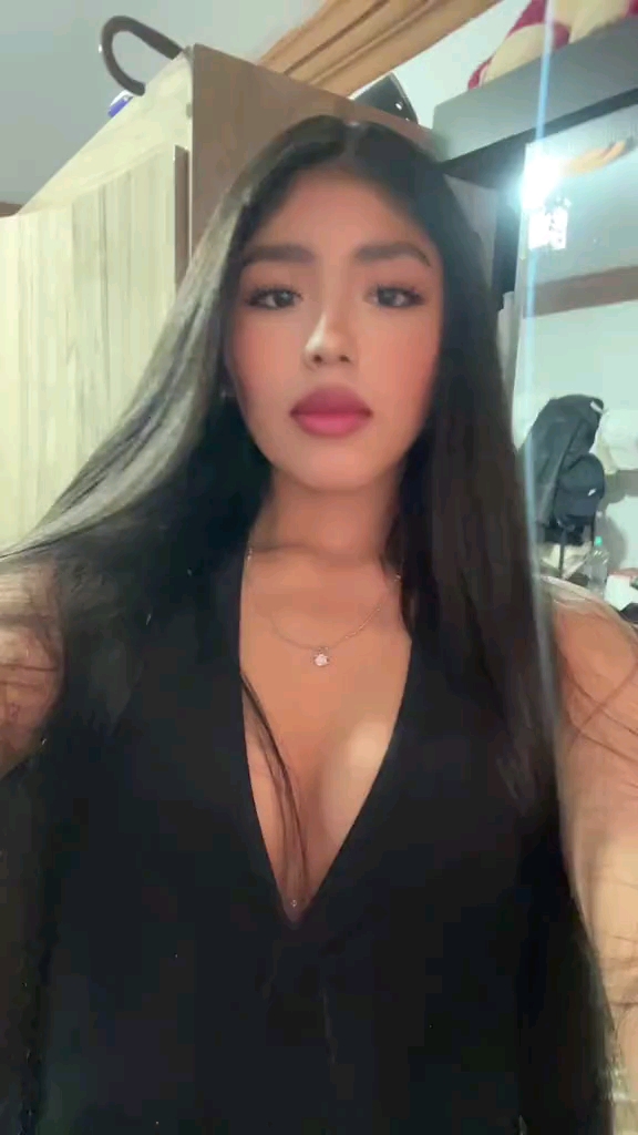Live Girl Video Call on Uhmegle