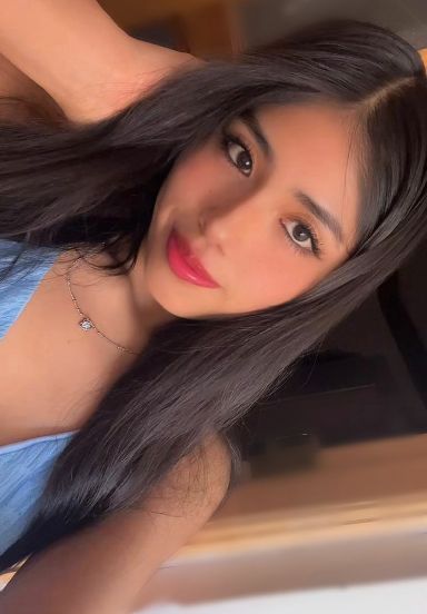 Camila on Uhmegle Live Girl Video Call